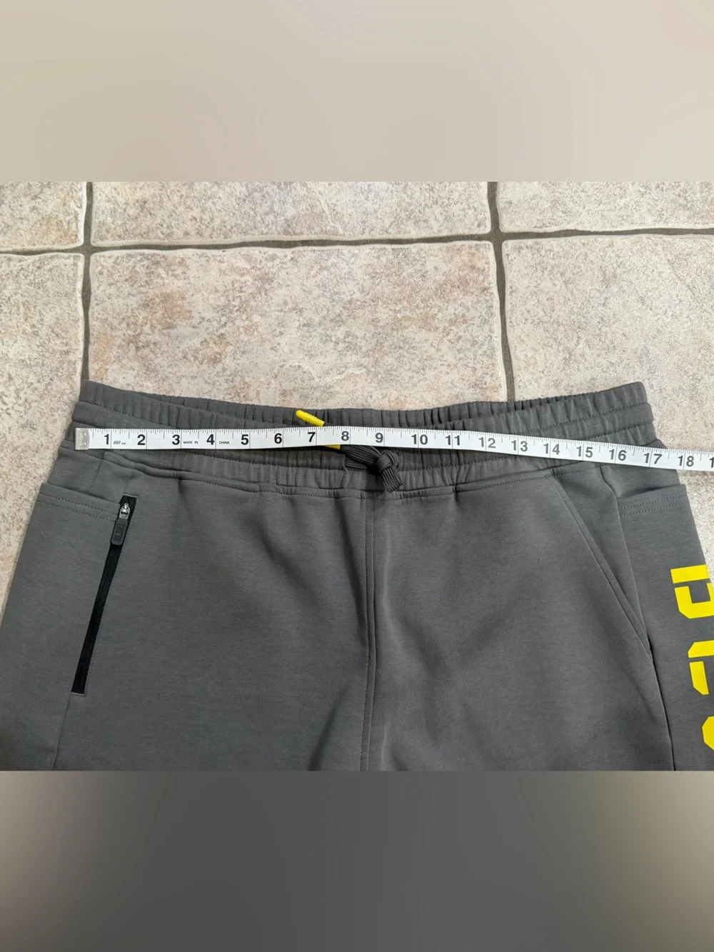 Baseball Lifestyle 101 Diamond Relaxed Fit Sweatshorts Gray/Yellow men’s XL